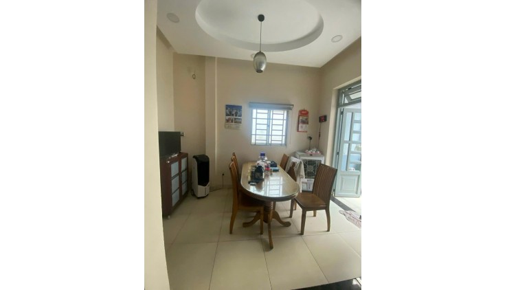 **Bán nhà hẻm xe hơi Thăng Long**, phường 4 Tân Bình, DT 5x20, 3 tầng